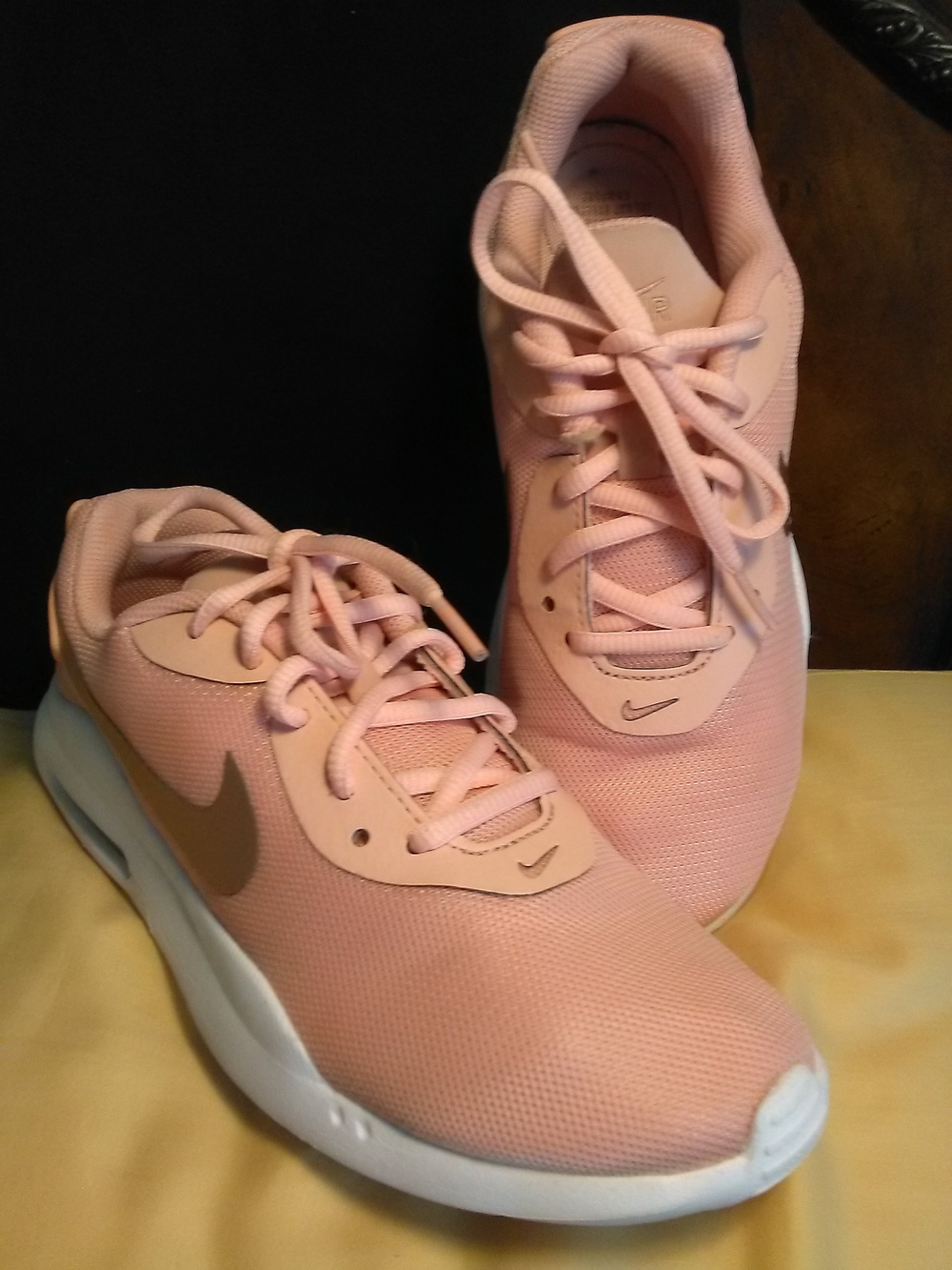 EX. CON. Nike Women’s Light Pink Athletic Running Sneakers SZ.7 LIGHTWEIGHT